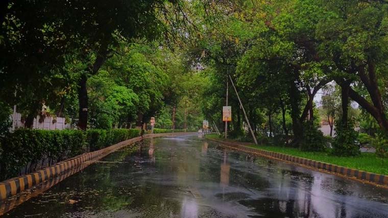 ملک کے مختلف علاقوں میں گرج چمک کے ساتھ بارش اور برفباری کی پیشگوئی