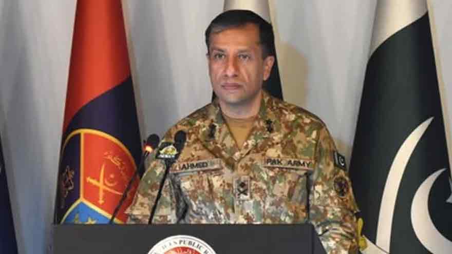 DG ISPR holds special sessions with teachers, students at Islamic University Bahawalpur