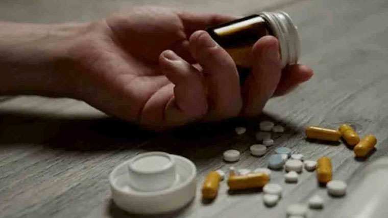 لاہور: گھریلو جھگڑے پر خاتون نے زہریلی گولیاں کھا کر خودکشی کر لی