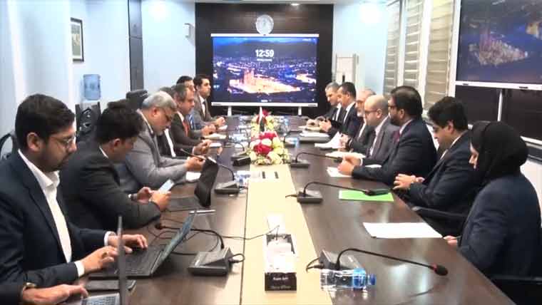 اویس لغاری سے ورلڈ اور اسلامی ترقیاتی بینک کے وفود کی ملاقات، پاور سیکٹر بارے بریفنگ دی