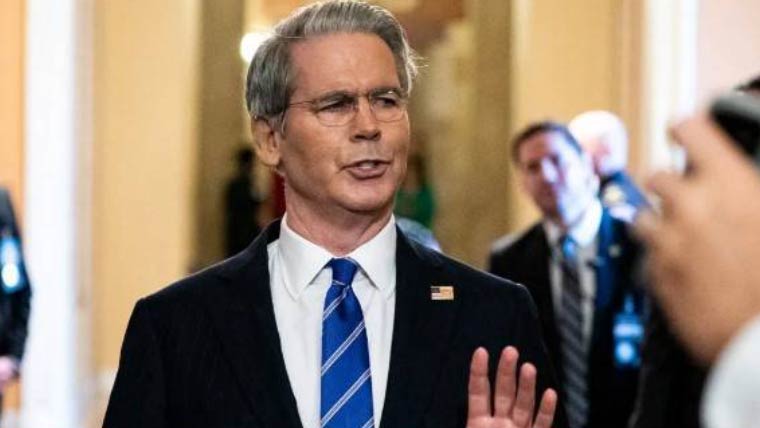 گرین لینڈ کو امریکا کا حصہ بنا کر فوجی طور پر محفوظ بنایا جاسکتا ہے: امریکی وزیر خزانہ