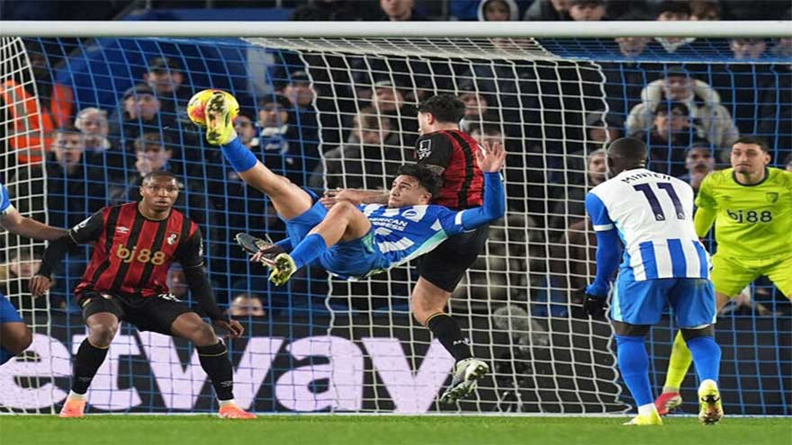 Kostoulas stunner rescues Brighton draw after penalty row