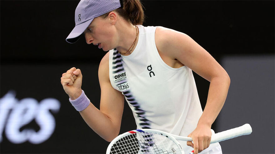 Swiatek survives scare to make Australian Open second round