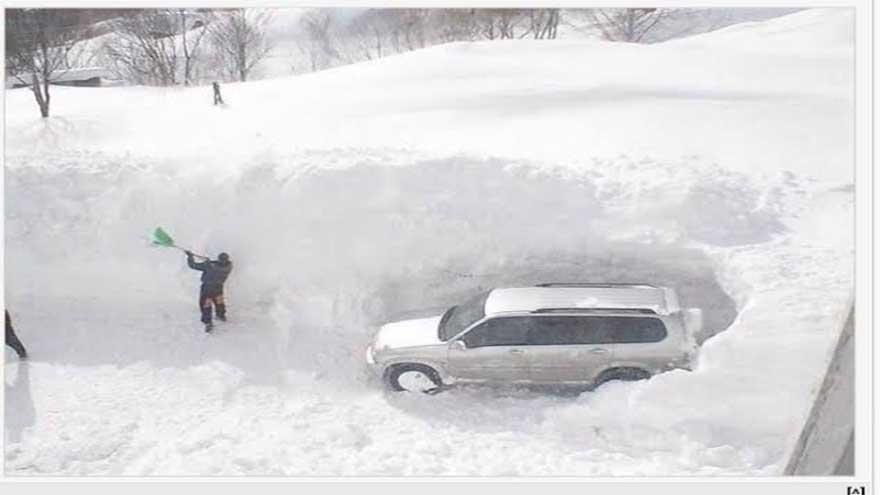 Two men killed as devastating snowstorm wreaks havoc in Russia's eastern region of Kamchatka