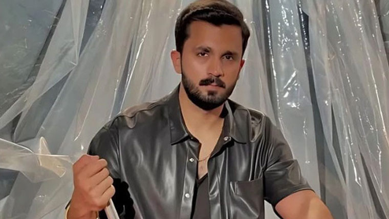 رجب بٹ سمیت دیگر کیخلاف مقدمہ درج کرنے کی درخواست، عدالت کے نوٹس جاری 