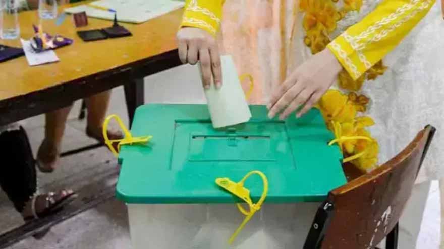 IHC seeks response on petition challenging presidential ordinance delaying LG polls in Islamabad
