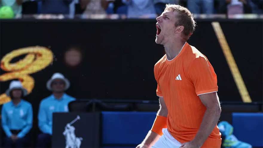 Spaniard condemns 'ignorant drunks' after Melbourne confrontation