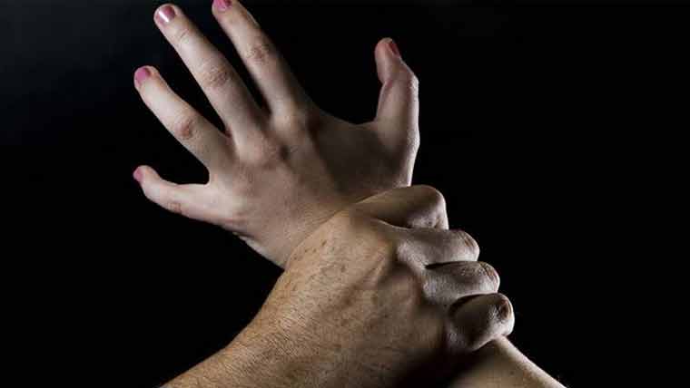 ٹھل : اجتماعی زیادتی کیس میں گرفتار دونوں ایس ایچ اوز کا جسمانی ریمانڈ منظور