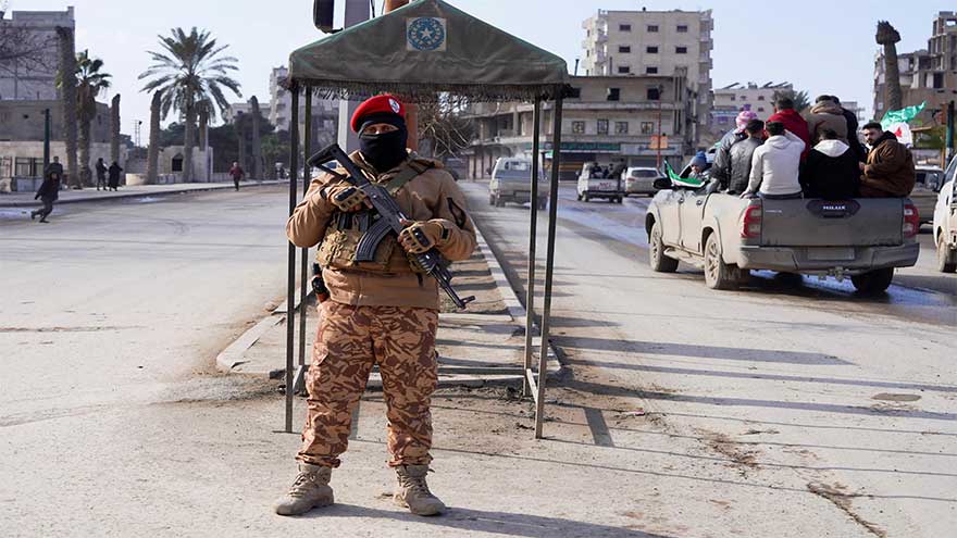 Fate of IS detainees uncertain as Damascus reins in Kurds