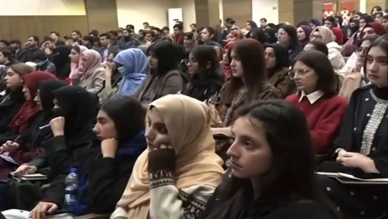 نوجوانوں کی تربیت کیلئے پاک فوج کے زیر اہتمام آئی ایس پی آر انٹرن شپ پروگرام جاری