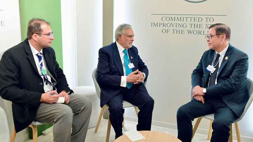 FM Dar meets Thai counterpart on sidelines of World Economic Forum