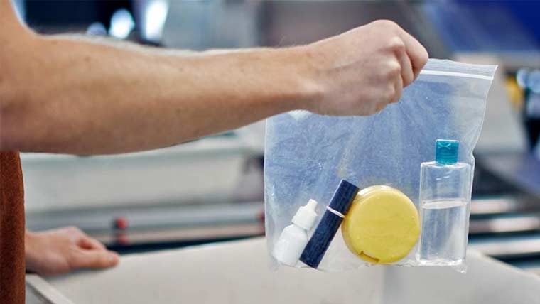 لندن ہیتھرو ایئرپورٹ نے بھی 100 ملی لیٹر مائع سکیورٹی پابندی ختم کر دی