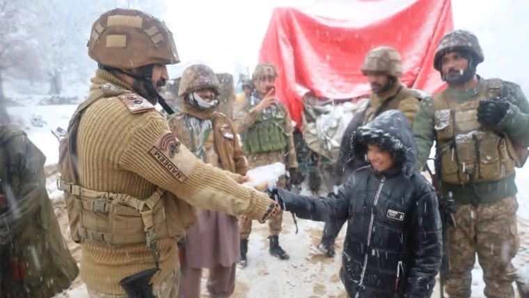 وادی تیراہ میں پاک فوج کی فوری اور مؤثر ریلیف سرگرمیاں