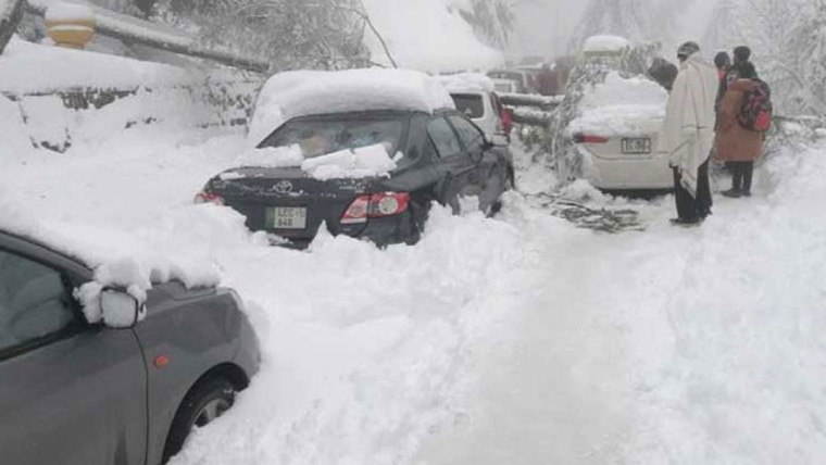 مری میں برفانی طوفان کی پیشگوئی، ٹریول ایڈوائزری جاری