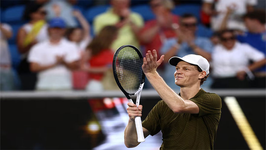 Sinner fires up in the heat to reach Australian Open quarter-finals