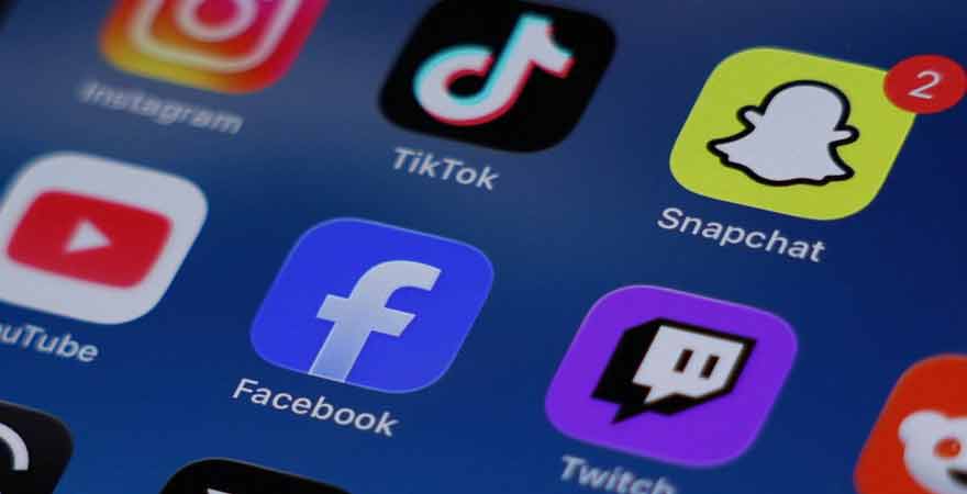 France's National Assembly approves banning under-15s from social media