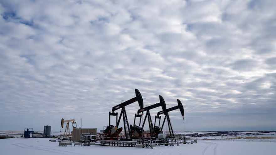 Oil prices mixed as US supply worries linger after winter storm