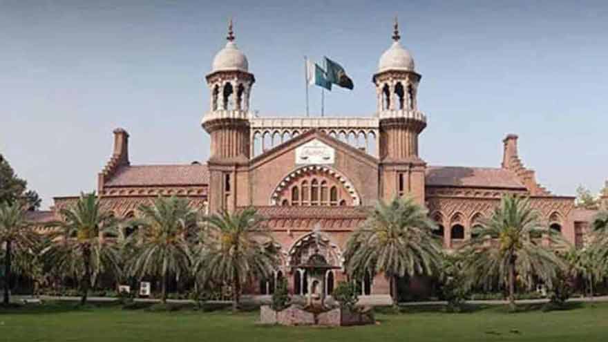LHC hears petition to ban social sedia for children under 16