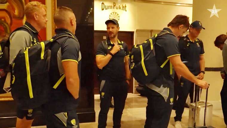 پاک آسٹریلیا ٹی 20 سیریز: آسٹریلوی کرکٹ ٹیم لاہور پہنچ گئی