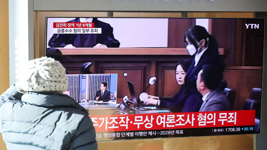 South Korea court jails former first lady for bribery