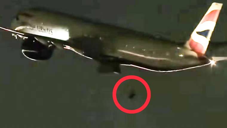 ٹیک آف کے دوران پہیہ نیچے گرنے کے باوجود طیارے کی بحفاظت لینڈنگ