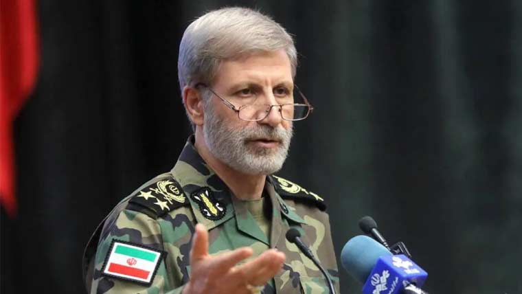 ایرانی آرمی چیف نے امریکا اور اسرائیل کو حملے سے خبردار کر دیا