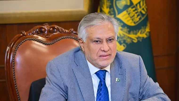 اعلیٰ تعلیمی نظام کو مضبوط بنانا حکومت کی ترجیح ہے: اسحاق ڈار