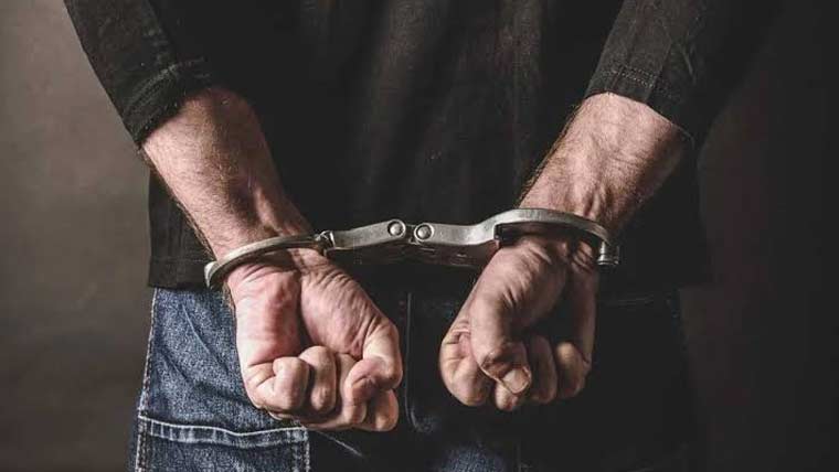 لاہور میں غیر ملکی شہری 3 کلو سے زائد چرس سمیت گرفتار