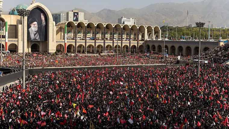 شہید آیت اللہ علی خامنہ ای کے جنازے کا جلوس آج تہران سے قُم روانہ ہوگا