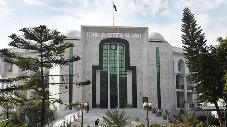 رجسٹرار کو درخواست ناقابلِ سماعت قرار دے کر واپس کرنے کا اختیار نہیں: عدالت