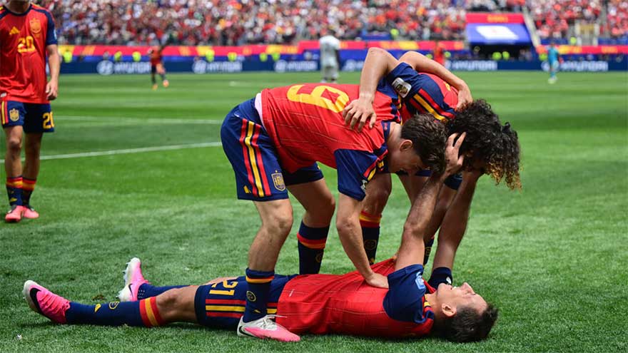 Belgium bid to crack Spain's ironclad defence in World Cup quarter-final