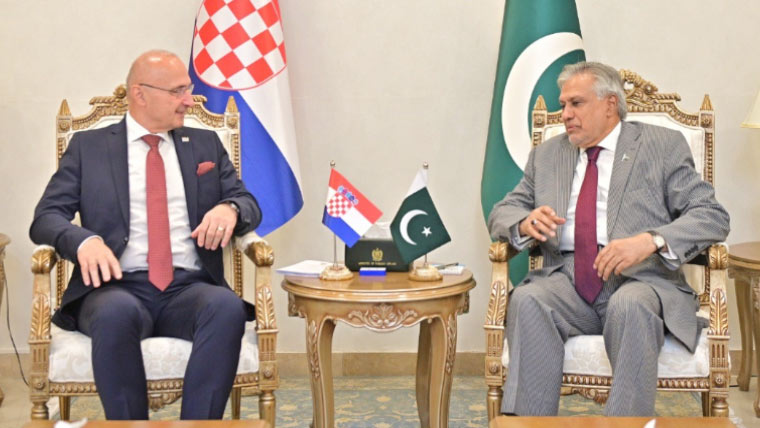 اسحاق ڈار سے کروشیا کے وزیر خارجہ کی ملاقات، علاقائی صورتحال پر تبادلہ خیال