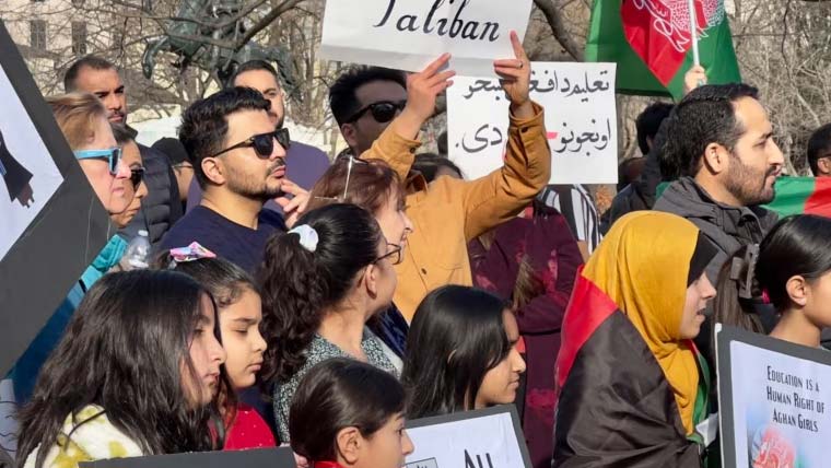کینیڈا سمیت متعدد ممالک میں افغان طالبان کی پالیسیوں کے خلاف احتجاج