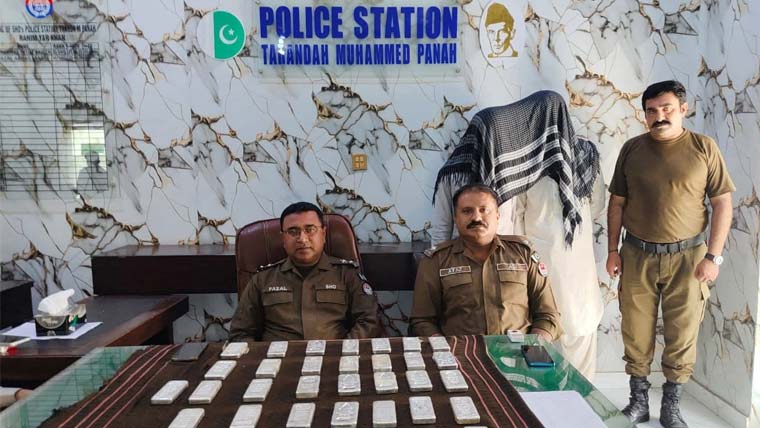 پولیس کی ترنڈہ محمد پناہ میں کارروائی، 37 کلو سمگل شدہ چاندی برآمد
