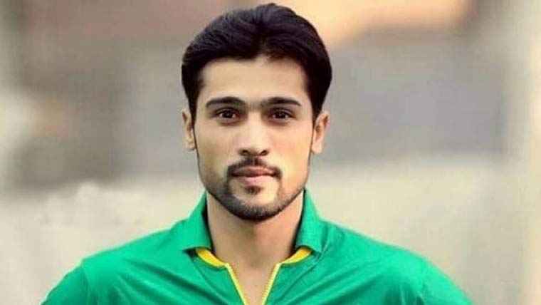 دی ہنڈر: فاسٹ بولر محمد عامر کا معاہدہ ہوگیا