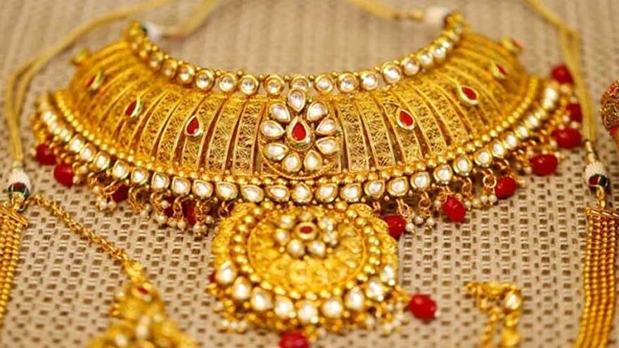 Gold prices rebound in global, Pakistan markets after one-day decline