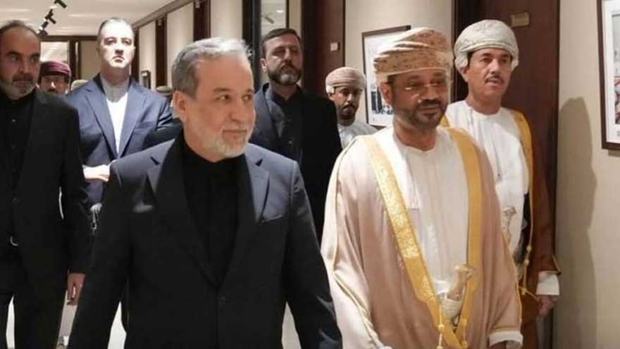 Iranian, Omani foreign ministers discuss Strait of Hormuz security