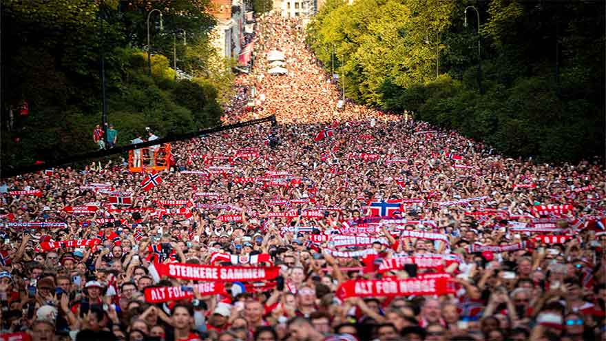Norway receive heroes' welcome in Oslo after World Cup exit