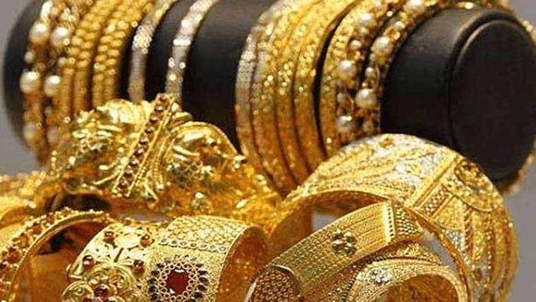 عالمی اور مقامی مارکیٹوں میں سونے کی قیمت میں مزید کمی
