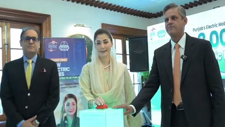 پنجاب کے 5 اضلاع میں گرین الیکٹرک بس سروس کا باقاعدہ افتتاح