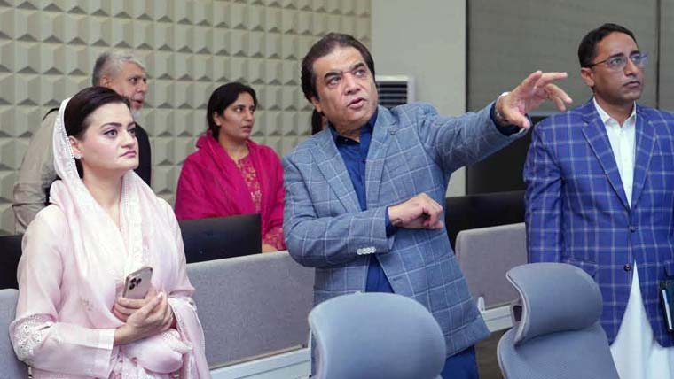 پنجاب میں 177 ریلوے کراسنگز اپ گریڈ، 8 روٹس پر ڈی ایم یوز چلانے کی تیاری