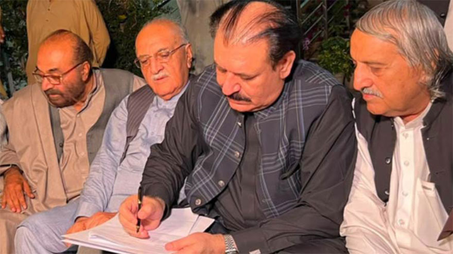 Sit-in ends as Balochistan govt, Ziarat committee reach agreement
