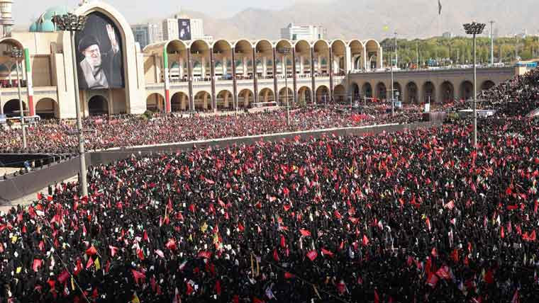 شہید علی خامنہ ای کا جنازہ انسانی تاریخ کا سب سے بڑا جنازہ قرار