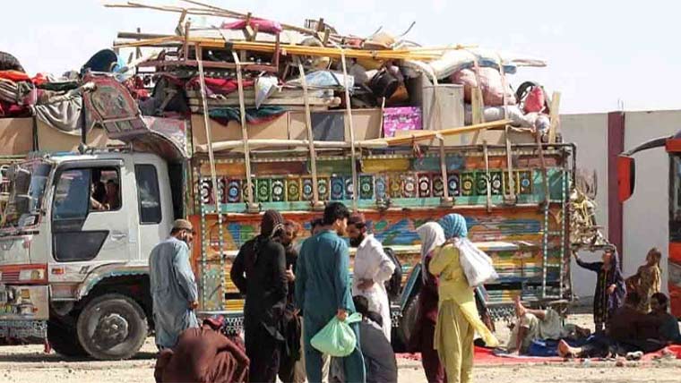 پنجاب بھر سے غیر قانونی مقیم غیر ملکی باشندوں کے انخلا کا عمل جاری