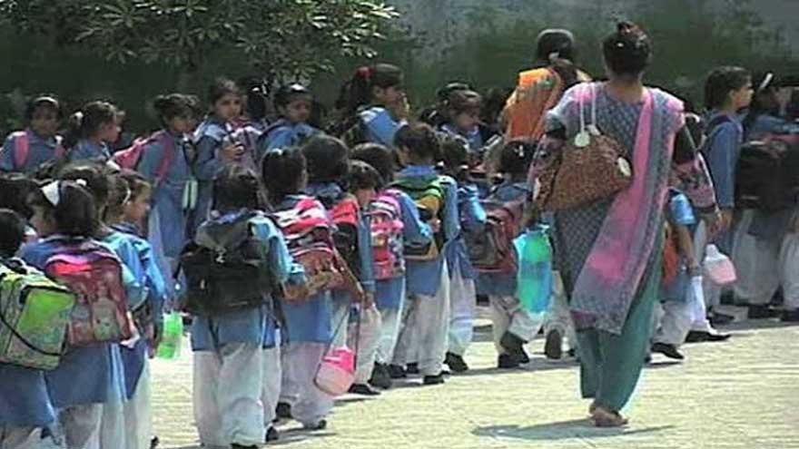 Sindh to introduce facial recognition attendance in education department