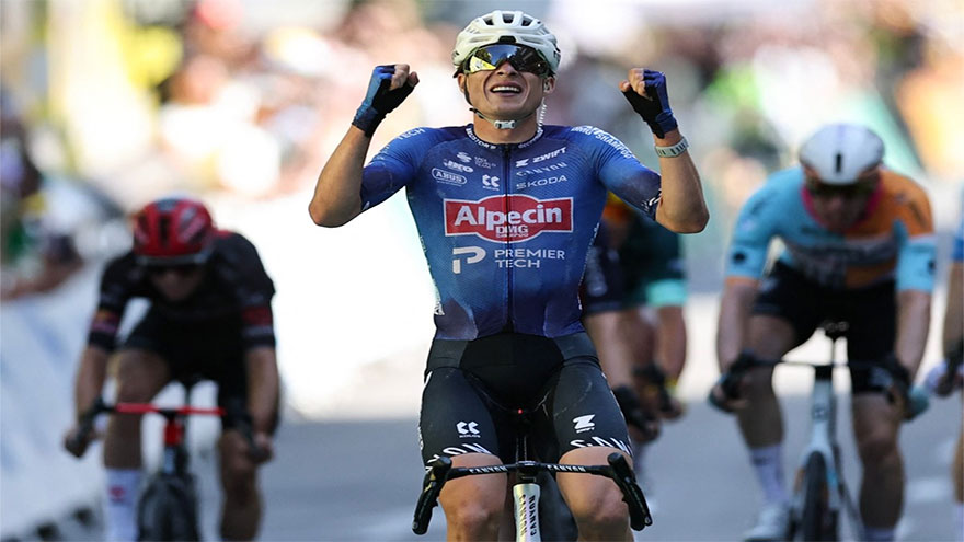 Philipsen snaps 'horrible' drought with Tour de France stage 17 victory