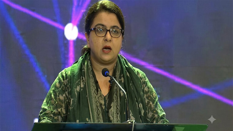 پاکستان روبوٹکس اور مصنوعی ذہانت کے شعبے میں تیزی سے آگے بڑھ رہا ہے: شزا فاطمہ