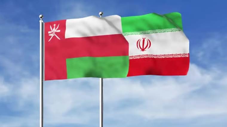 ایران اور عمان کا آبنائے ہرمز میں محفوظ بحری آمدورفت یقینی بنانے پر اتفاق