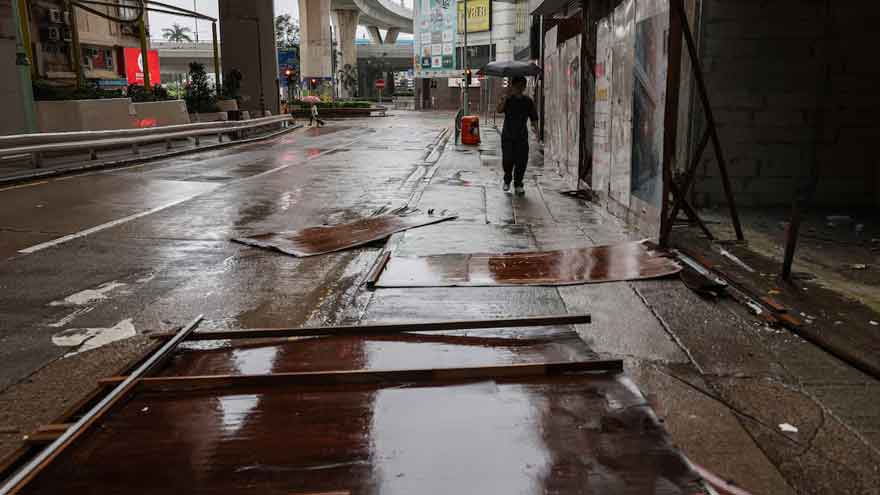 Southern China drenched as Typhoon Noul makes landfall