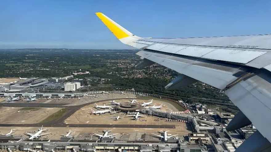 London's Gatwick Airport hit by water supply problem